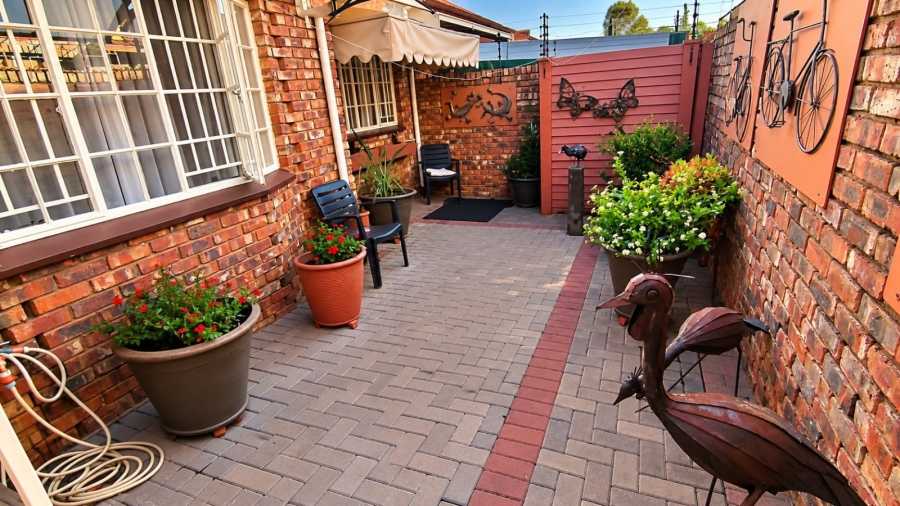 3 Bedroom Property for Sale in Uitsig Free State